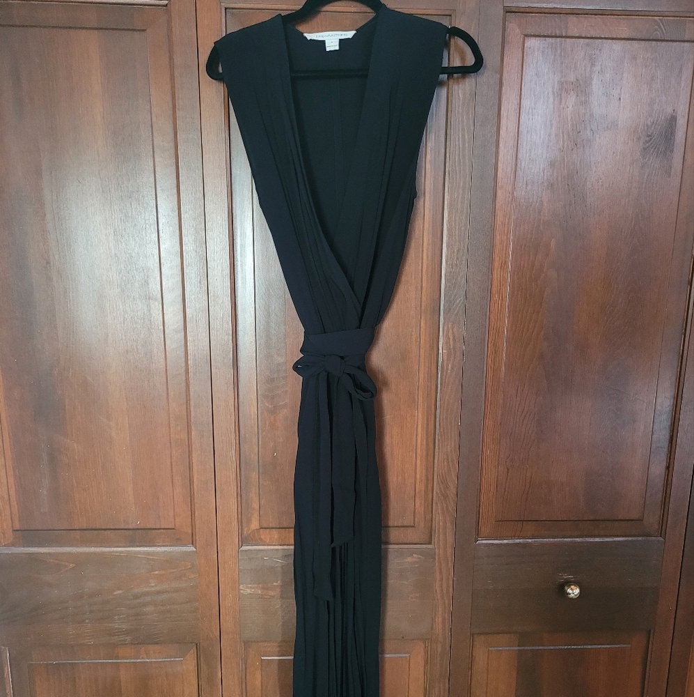 Size 8 Diane Von Furstenberg Black Crepe Jumpsuit
